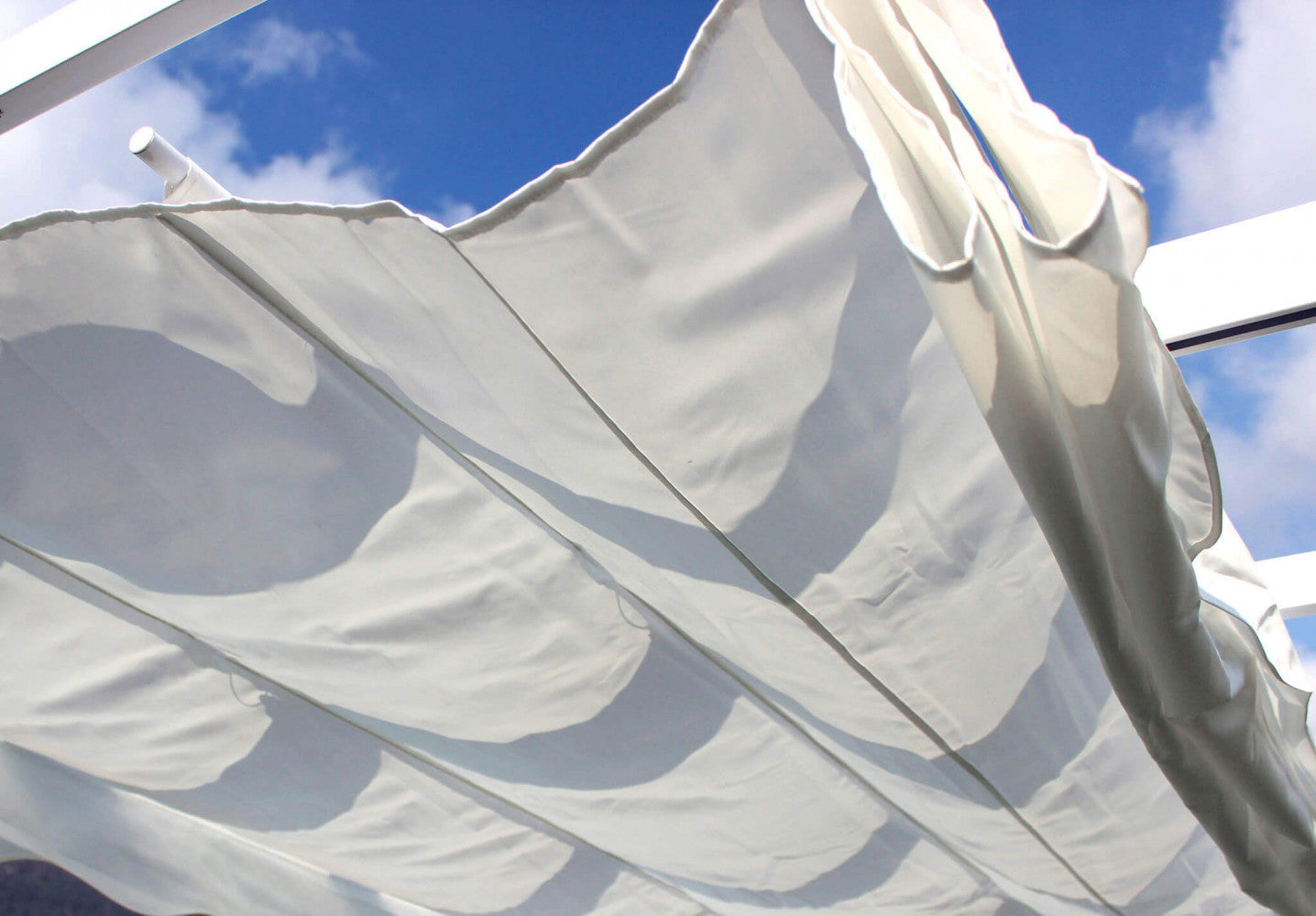 Gazebo da Giardino Balcone 3x3 Bianco in Alluminio e Metallo