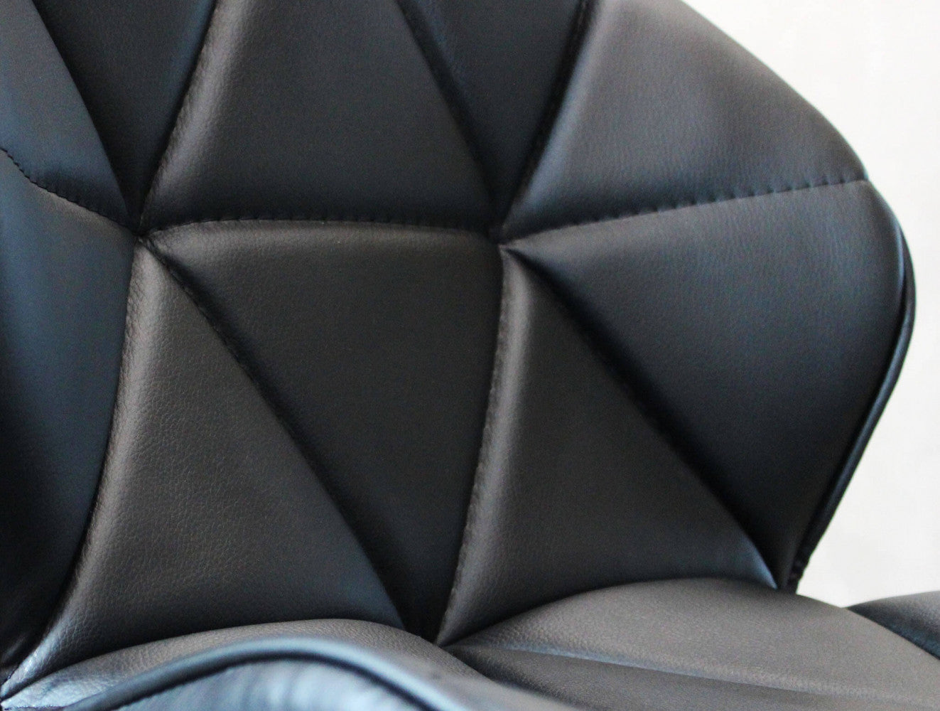 Sgabello Nero Ecopelle con Struttura in Metallo