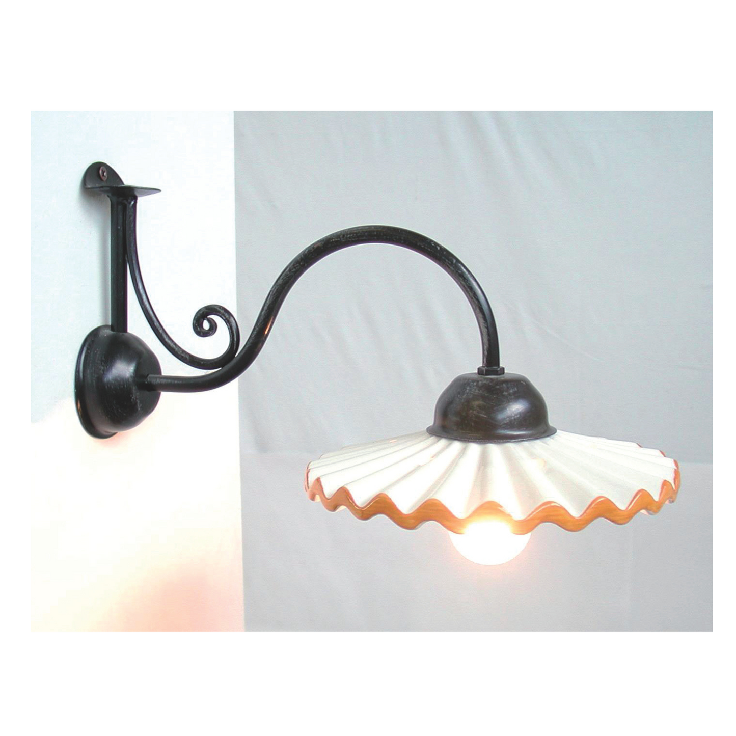 Lampada da Esterno 1x60W in ferro battuto e ceramica Giardino