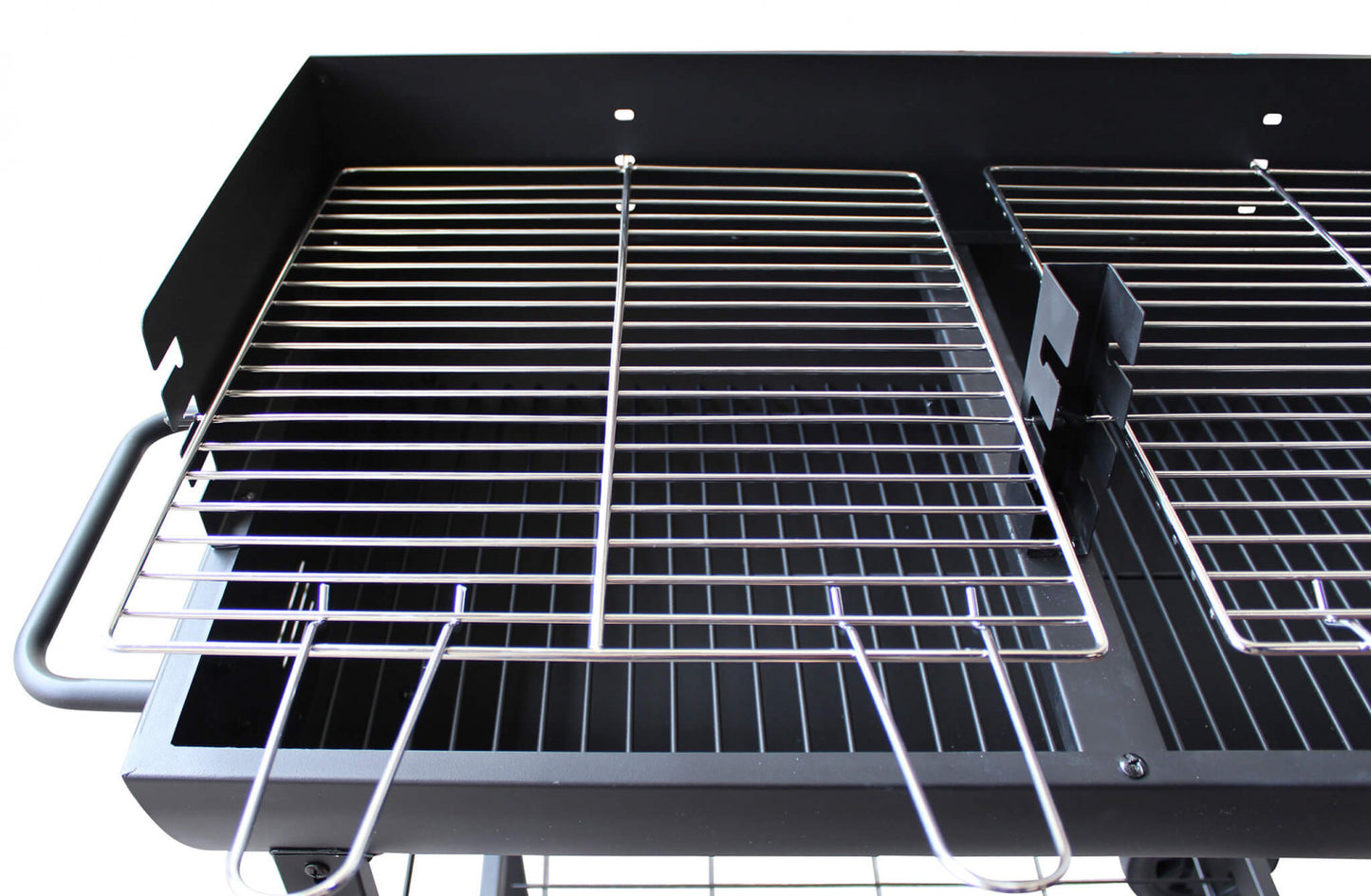 Barbecue a carbonella con 2 griglie in acciaio nero