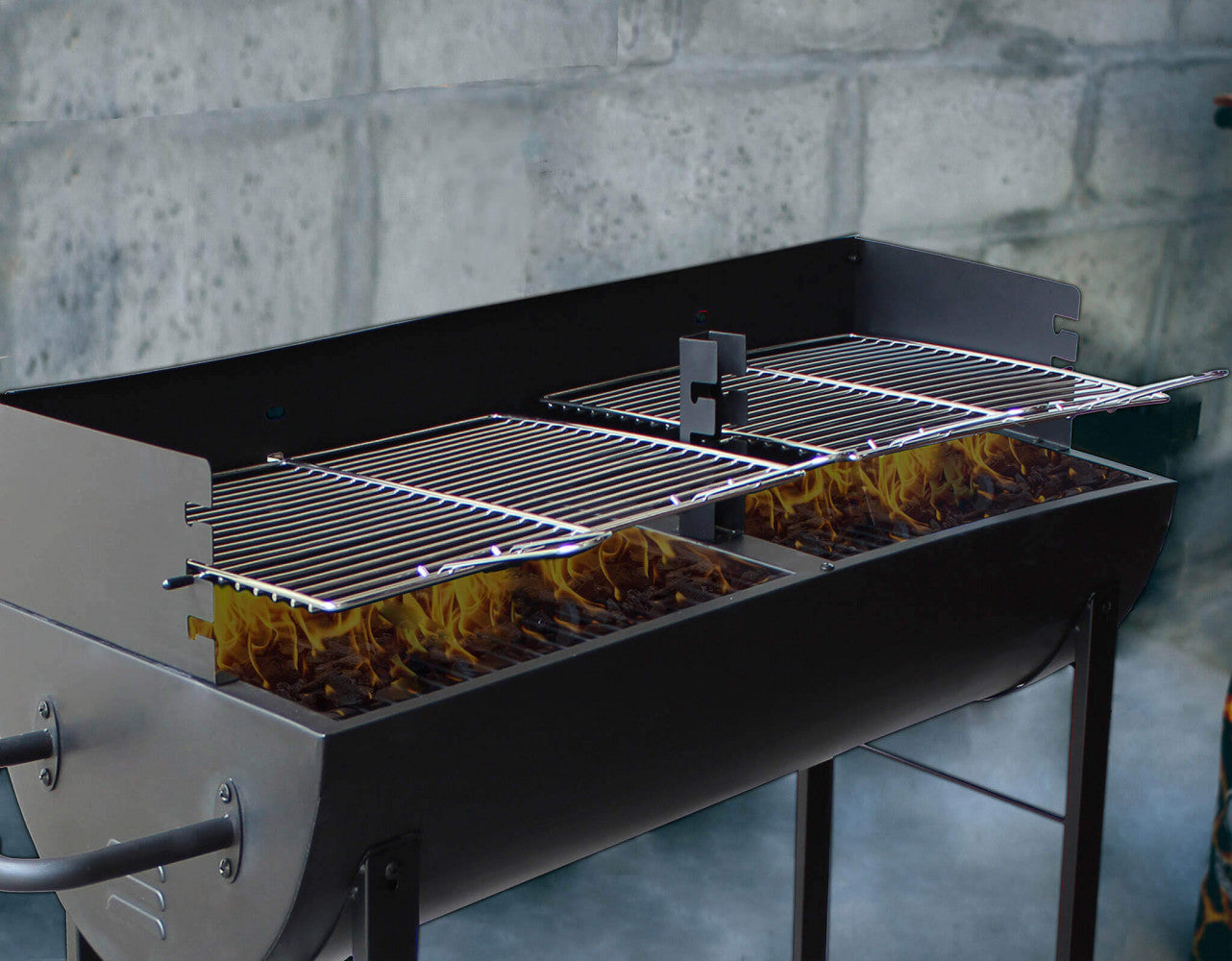 Barbecue a carbonella con 2 griglie in acciaio nero