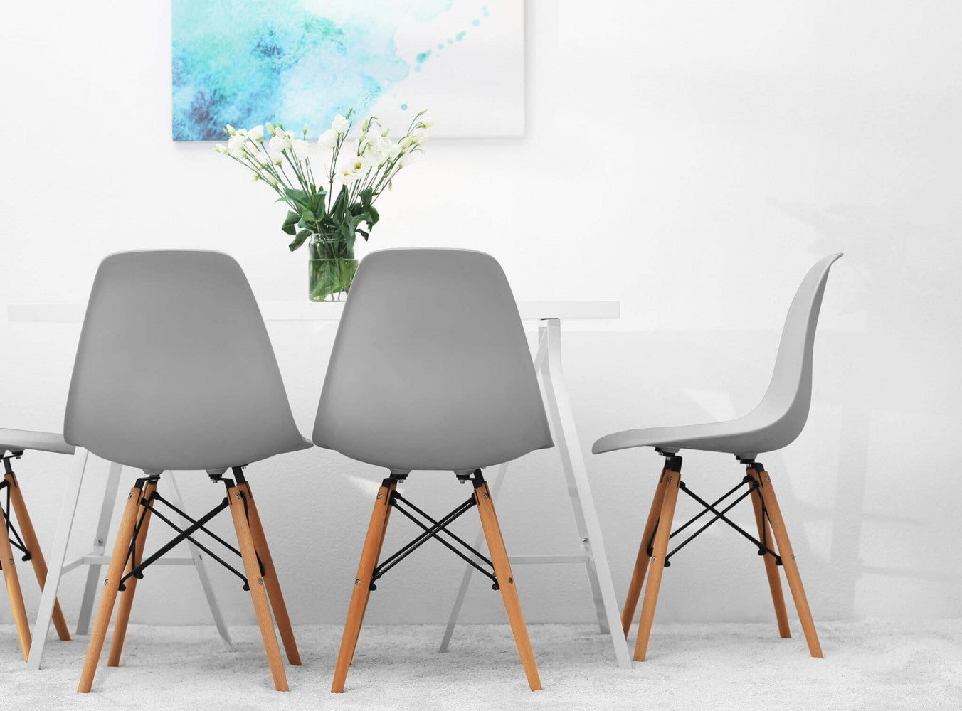 Set di 4 sedie grigie moderne, in metallo e legno, senza braccioli